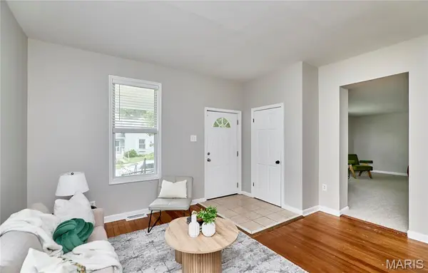 225 Houston ST, St Charles, MO 63301