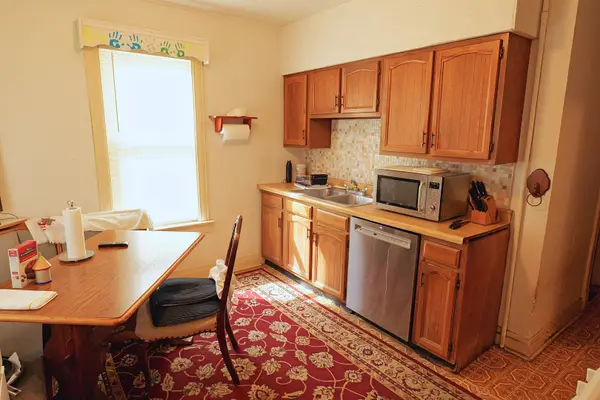7439 W 56th ST, Summit, IL 60501