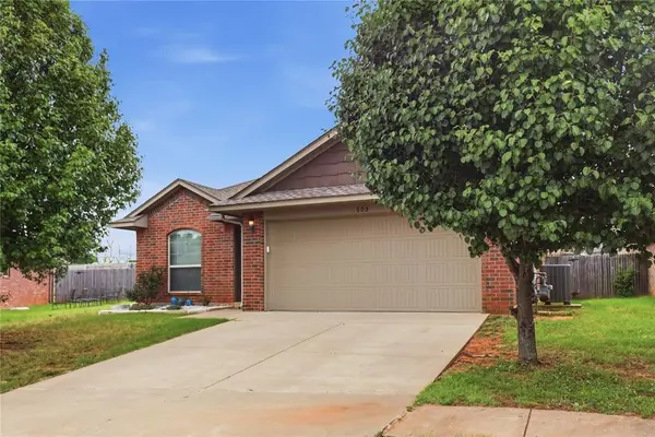 605 Inverleith CIR, Yukon, OK 73099