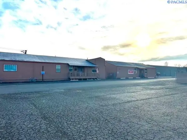 200 & 210 N Volland St., Kennewick, WA 99336