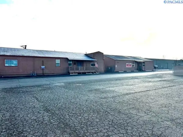 200 & 210 N Volland St., Kennewick, WA 99336