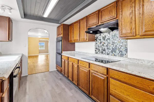 1510 Dilling Rd, Connell, WA 99932-6