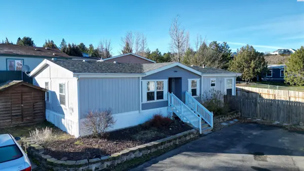 260 NW Golden Hills Dr. #40,  Pullman,  WA 99163