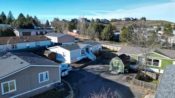 260 NW Golden Hills Dr. #40, Pullman, WA 99163