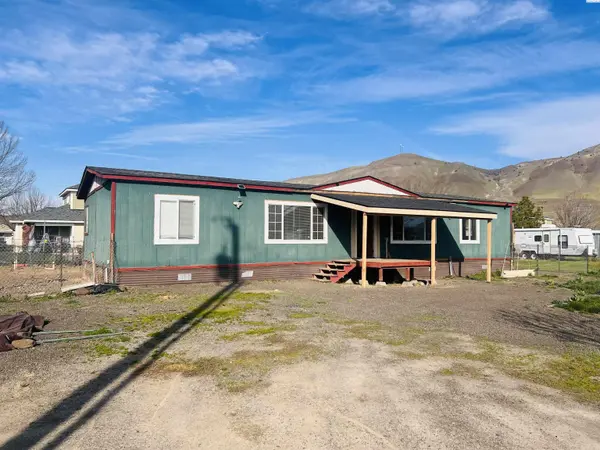 401 Boulder Ave, Roosevelt, WA 99356