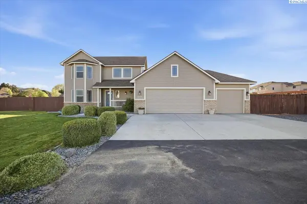 18214 S Cottonwood Springs Blvd.,  Kennewick,  WA 99338