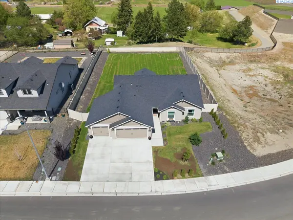 1571 SW Kelandren Drive, Prosser, WA 99350