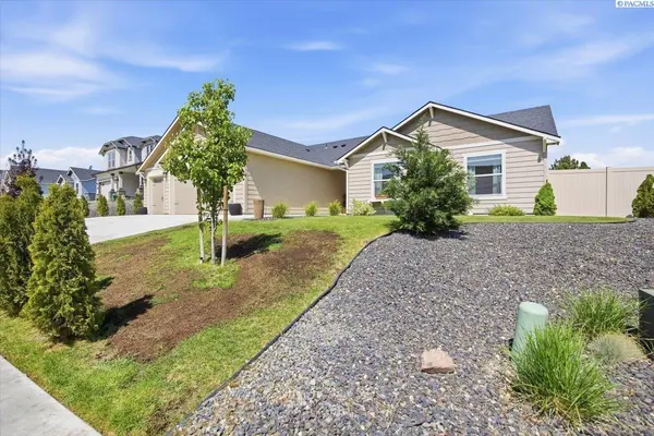 1571 SW Kelandren Drive, Prosser, WA 99350
