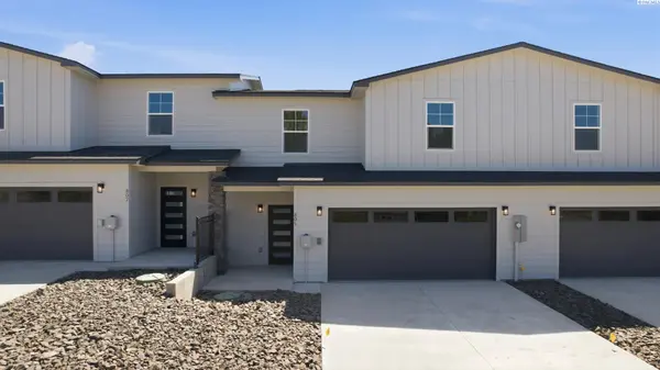 805 Fountain Blvd, Zillah, WA 98953