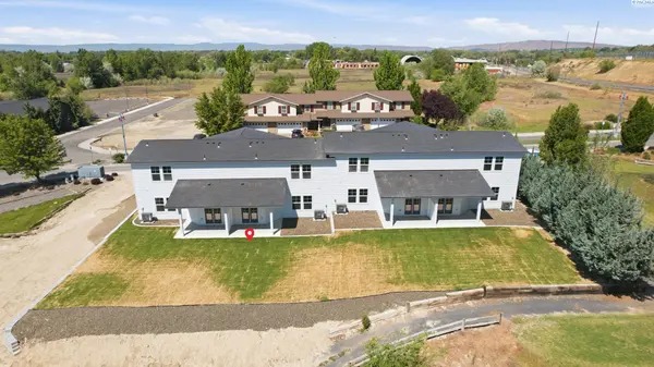 805 Fountain Blvd, Zillah, WA 98953
