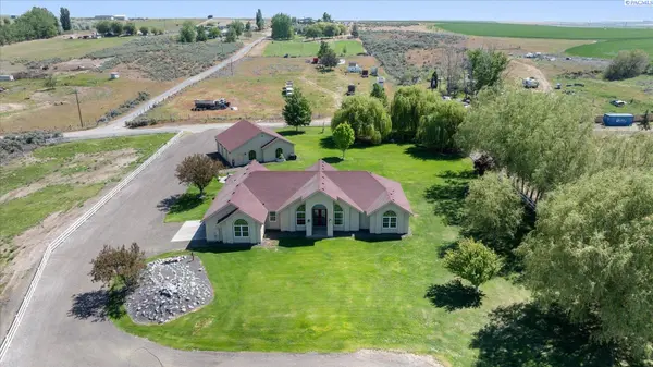 420 Tuck Rd, Eltopia, WA 99330