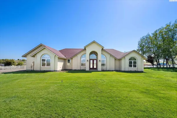 420 Tuck Rd,  Eltopia,  WA 99330