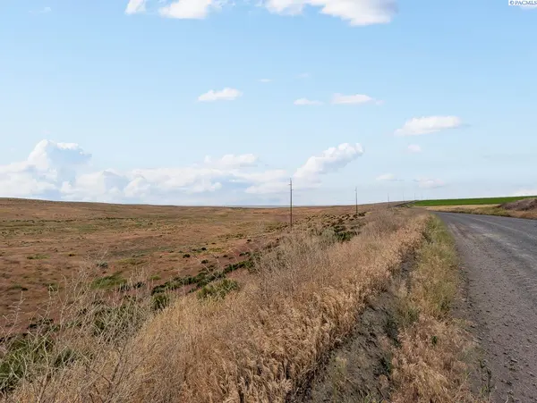 NKA E Elm Road, Eltopia, WA 99330