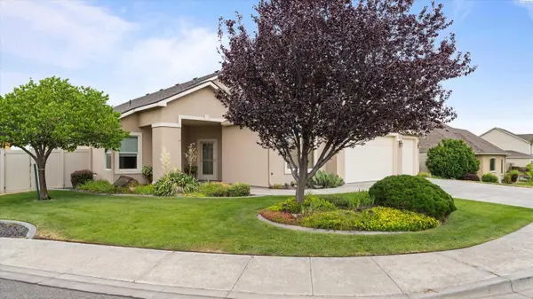 2750 Stonecreek Dr., Richland, WA 99354