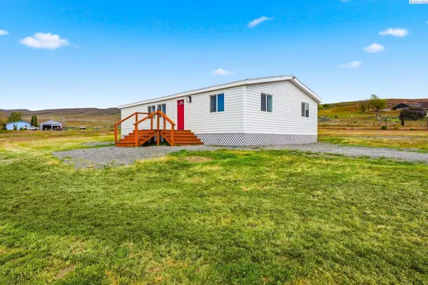 671 Hull Road, Selah, WA 98942