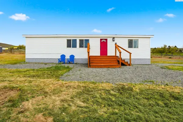 671 Hull Road, Selah, WA 98942