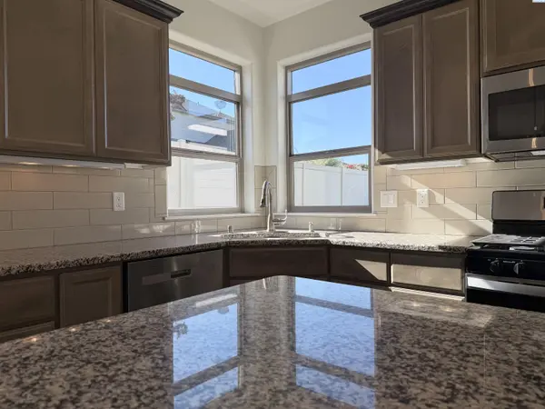 3044 S Fillmore Pl, Kennewick, WA 99338