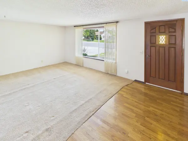 609 cottonwood, Richland, WA 99352