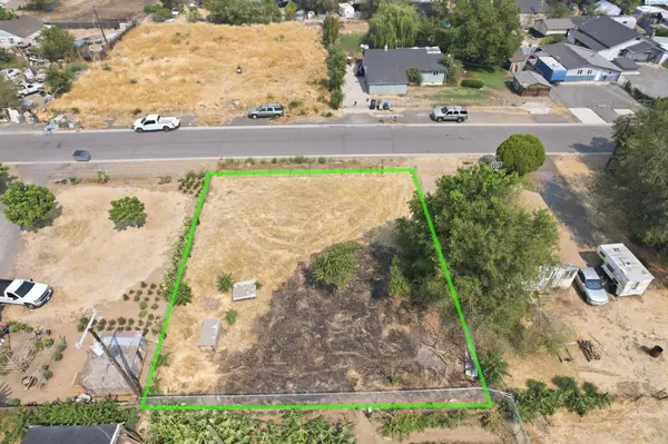NKA N ST, Wapato, WA 98951