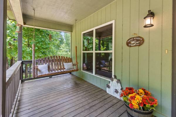 372 Hiwassee Dr, Decatur, TN 37322