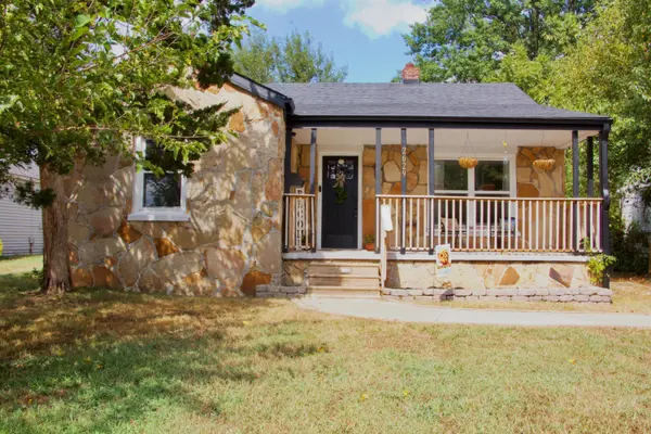 2629 W College ST, Springfield, MO 65806