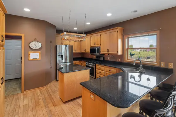 2723 174th AVE NE, Ham Lake, MN 55304