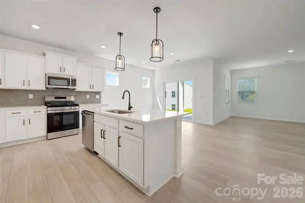 2026 Uplands RD, Sherrills Ford, NC 28673