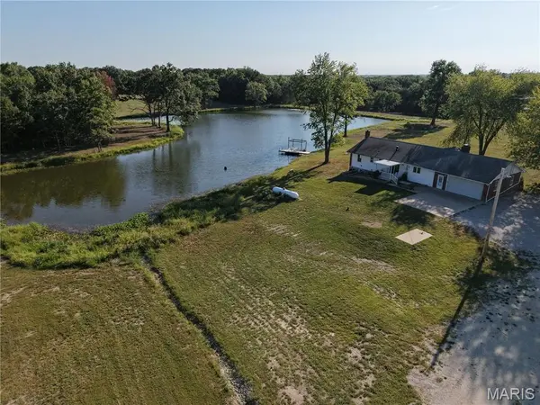 186 S Hwy 19, New Florence, MO 63363