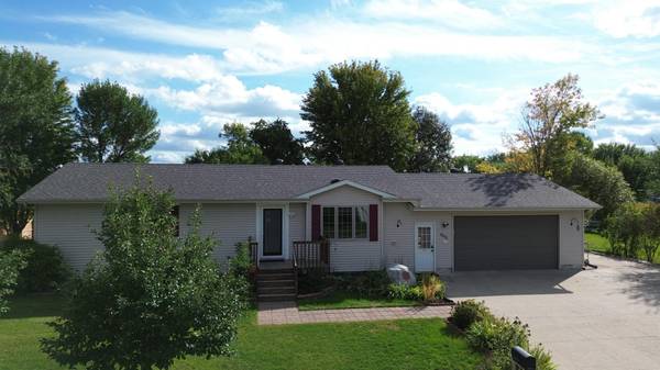 604 10th AVE SE, Barnesville, MN 56514