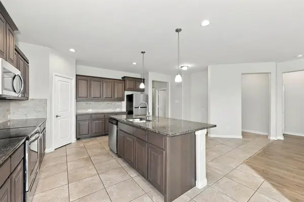 2614 Lavender Lane, Glenn Heights, TX 75154