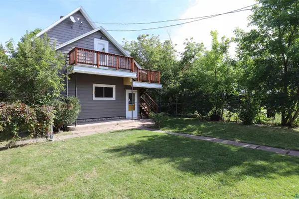 303 7th Ave E, Ashland, WI 54806