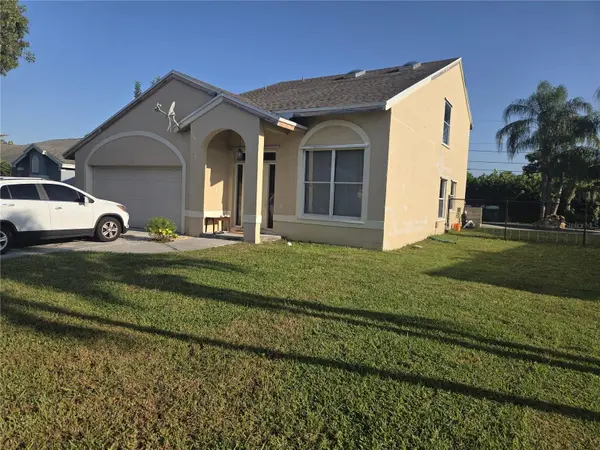 1023 NW 6TH AVE, Boynton Beach, FL 33426