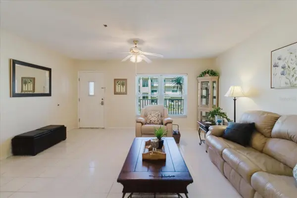 2209 UTOPIAN DR E #207, Clearwater, FL 33763