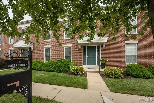 971 Rolling Thunder DR, O'fallon, MO 63368