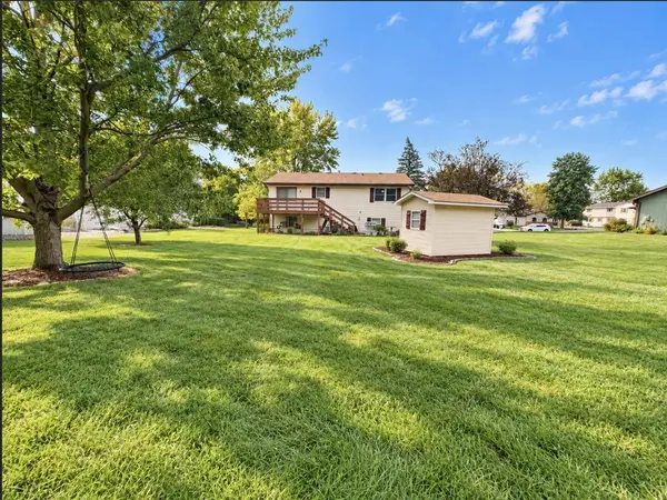 3617 Kingsway DR, Crown Point, IN 46307