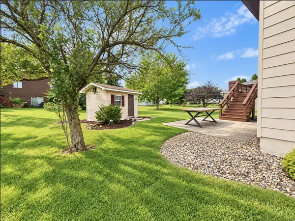 3617 Kingsway DR, Crown Point, IN 46307