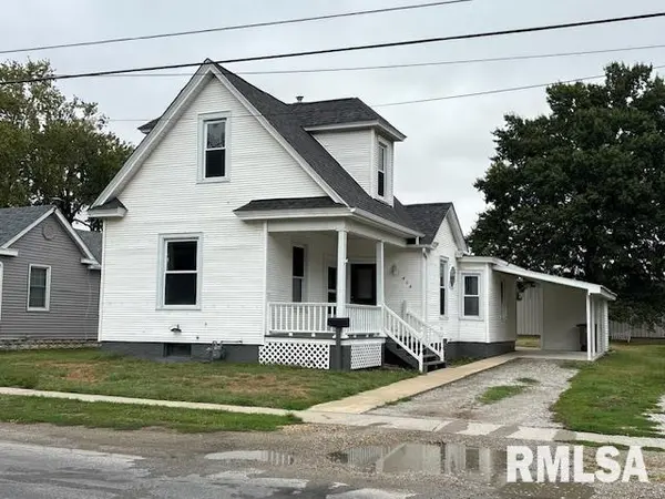 414 W 1st South ST, Carlinville, IL 62704