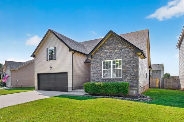 645 Fox Hound Drive, Clarksville, TN 37040