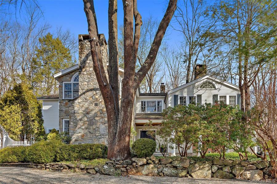 72 Old Mill River RD, Pound Ridge, NY 10576