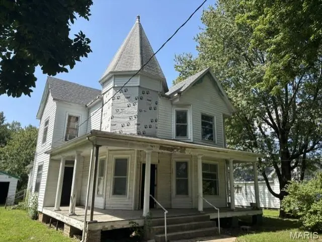 307 Yates, Tallula, IL 62688
