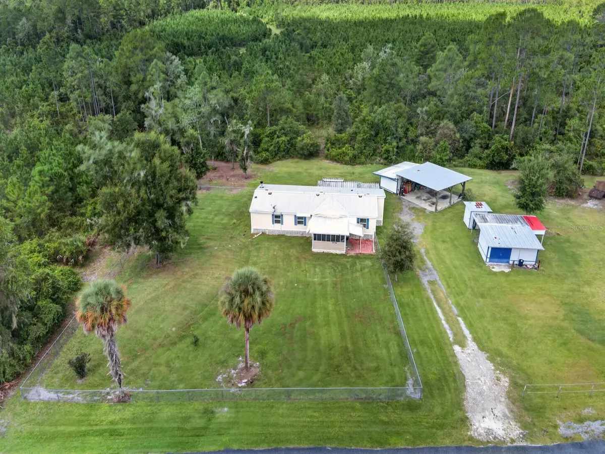 18748 NE 148TH TERRACE RD, Fort Mc Coy, FL 32134