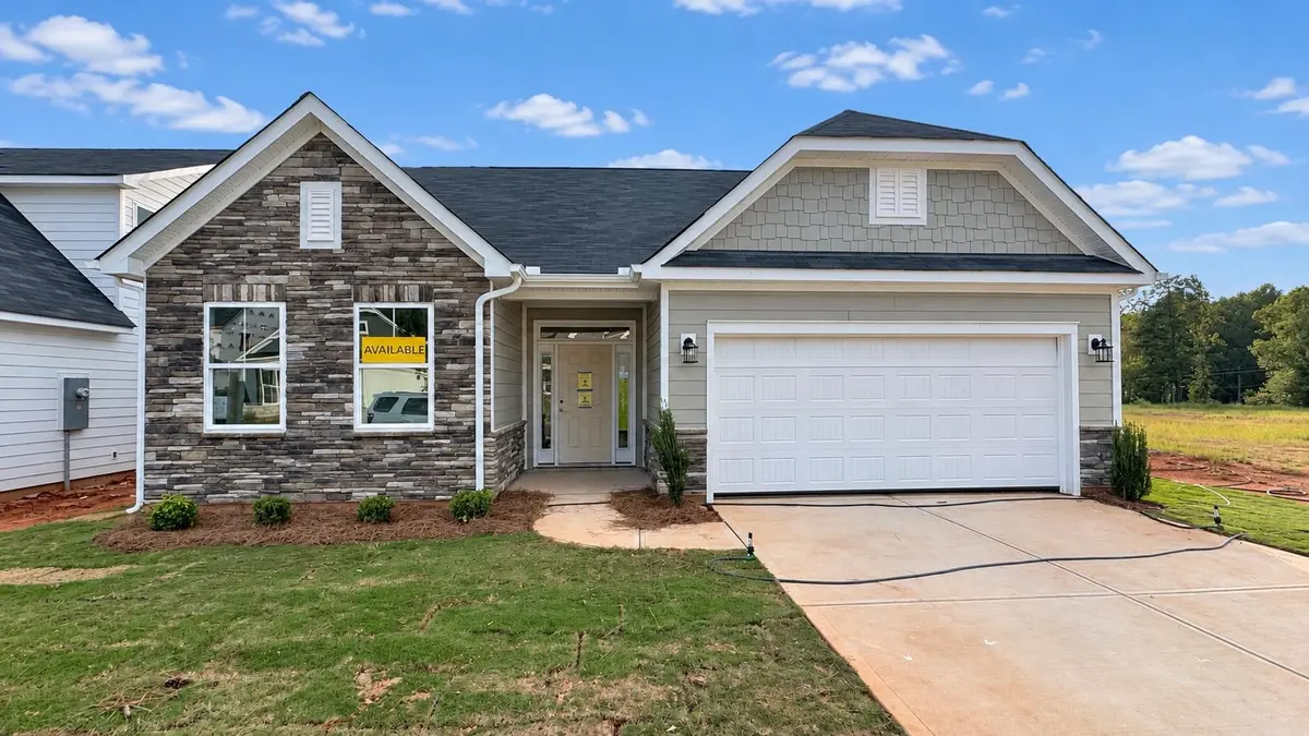 1125 Stable WAY, Landrum, SC 29356