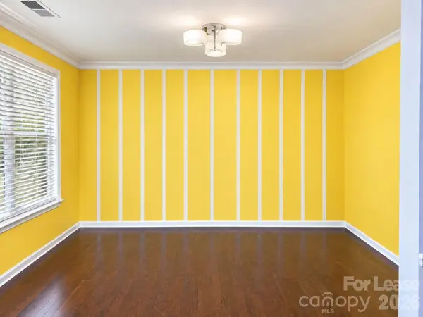 2642 Treeline DR, Concord, NC 28027