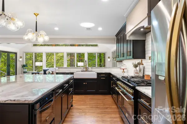 27 Timberidge DR, Lake Wylie, SC 29710