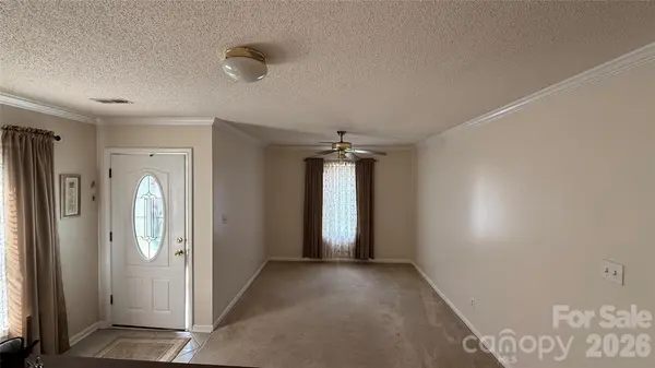 1078 Farm Pond LN, Rock Hill, SC 29732