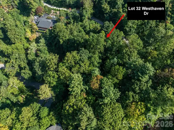 99999 Westhaven DR #32, Asheville, NC 28804