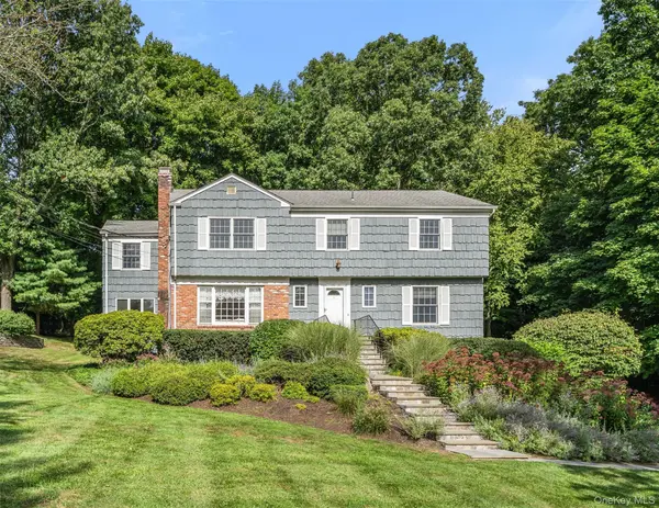12 Lyons RD, Armonk, NY 10504