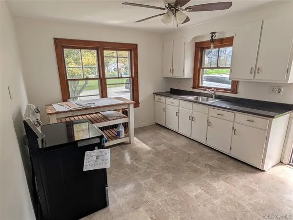 106 Depuyster AVE, Beacon, NY 12508