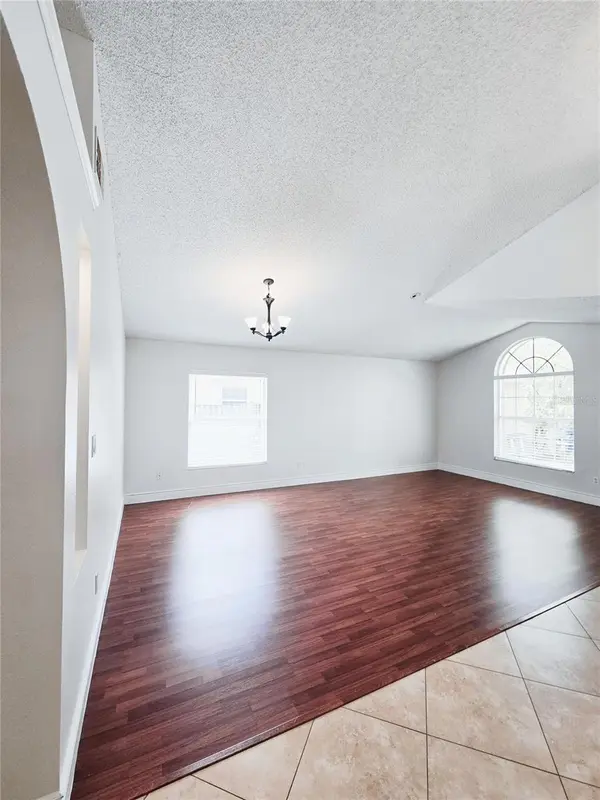 2476 SHELBY CIR, Kissimmee, FL 34743