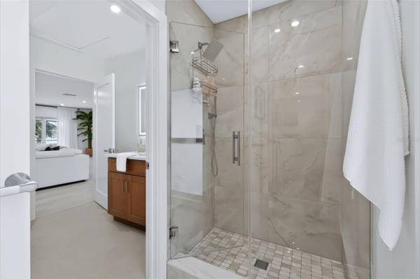 5962 LEELAND ST S, St Petersburg, FL, 33715 photo 30